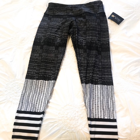 Onzie Pants - ONZIE Leggings BRAND NEW